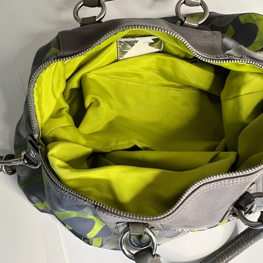 Coach Gray and Green Women's Bag - Picture 8 of 11